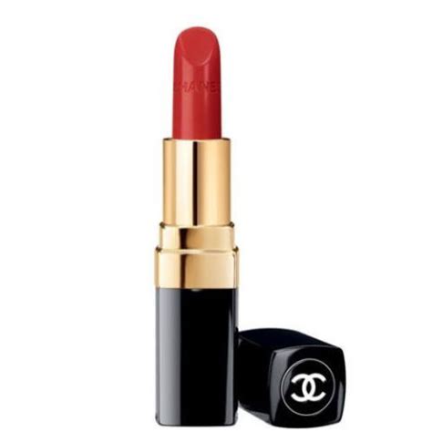 chanel classic 12 red lip